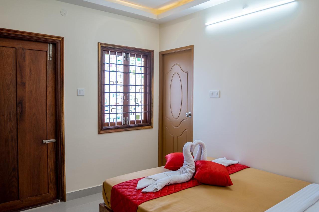 Le Suresh Guest House Puduččéri Exteriér fotografie
