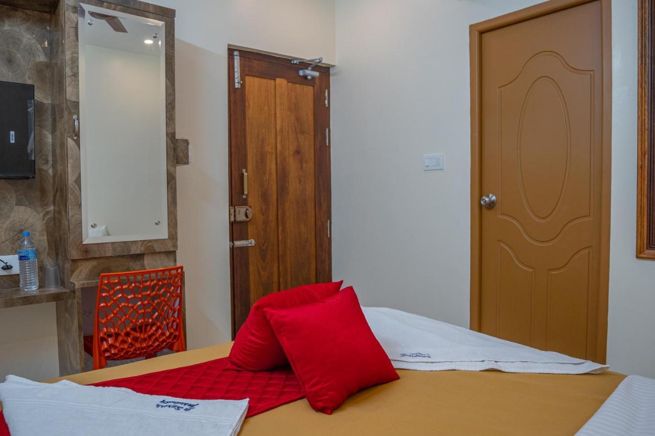 Le Suresh Guest House Puduččéri Exteriér fotografie